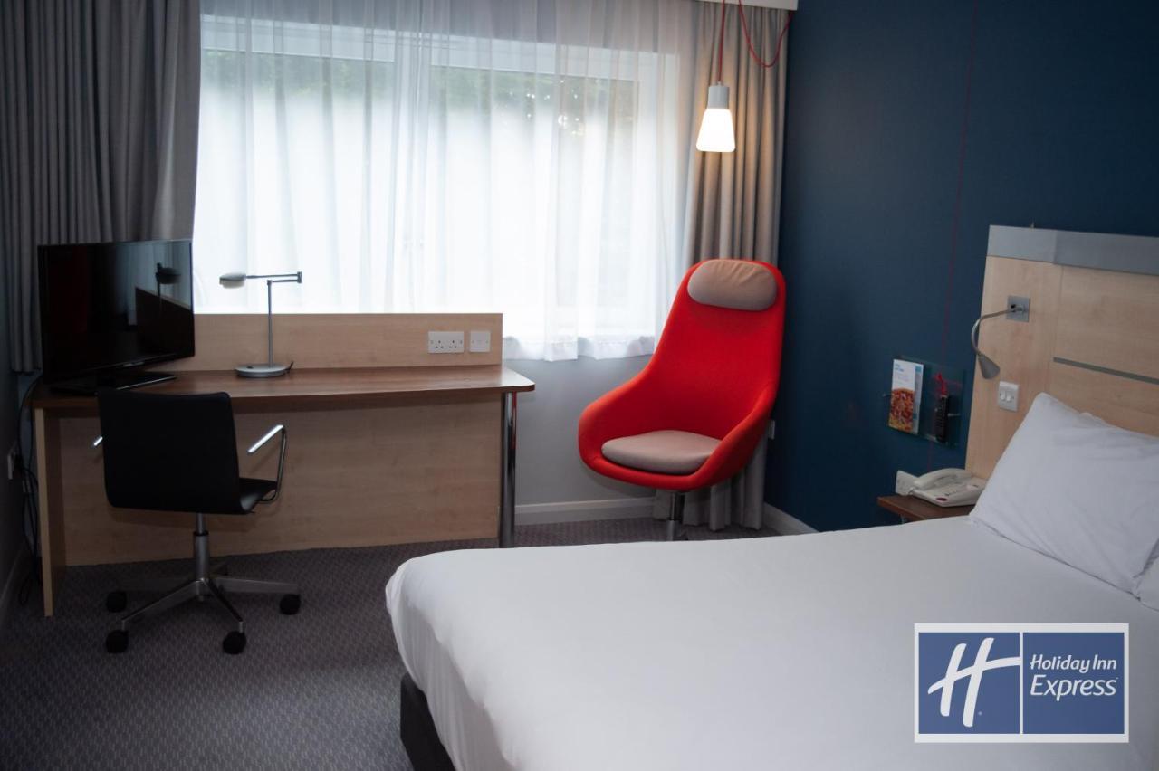 Holiday Inn Express Folkestone Channel Tunnel By Ihg Экстерьер фото